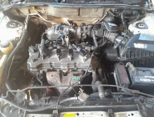 HERMOSO NISSAN SUNNY AÑO 2004