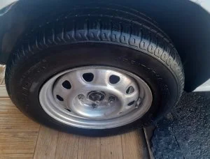 HERMOSO NISSAN SUNNY AÑO 2004