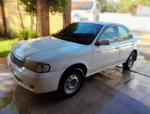 HERMOSO NISSAN SUNNY AÑO 2004