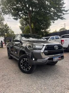 Toyota Hilux Limited 2018 Look 2025 4x4 Manual - F
